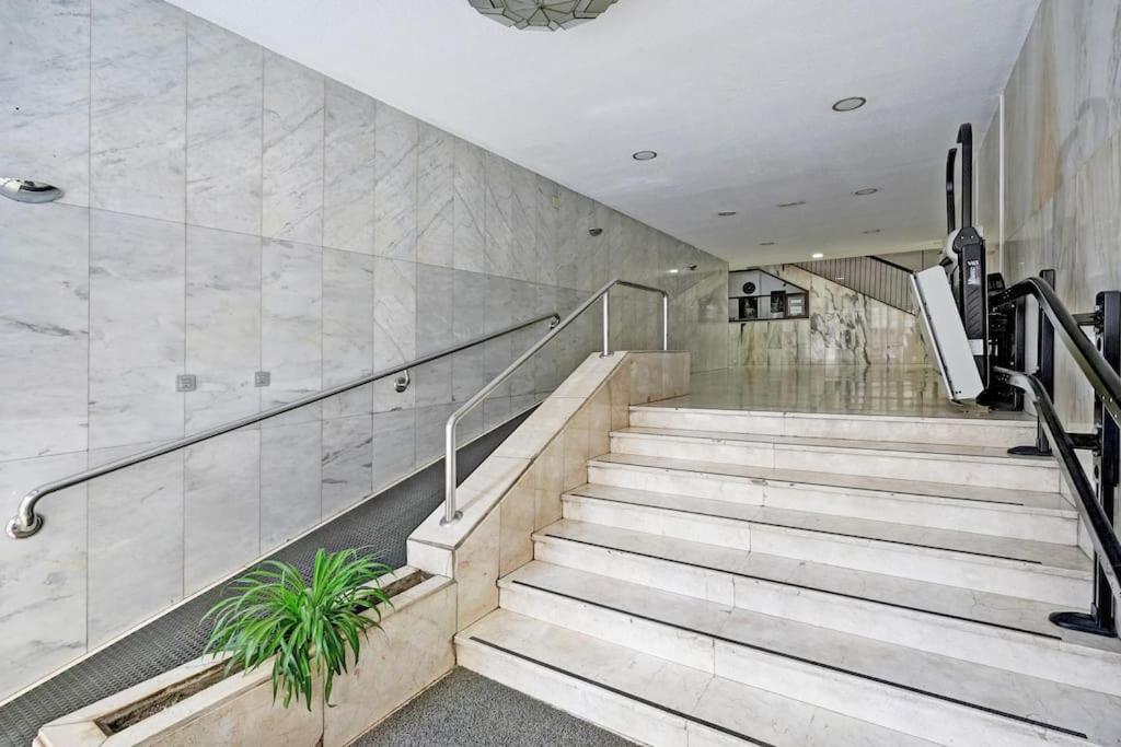 Granada Piso En Calle Arabial 117 Junto A El Corte Ingles Buitenkant foto