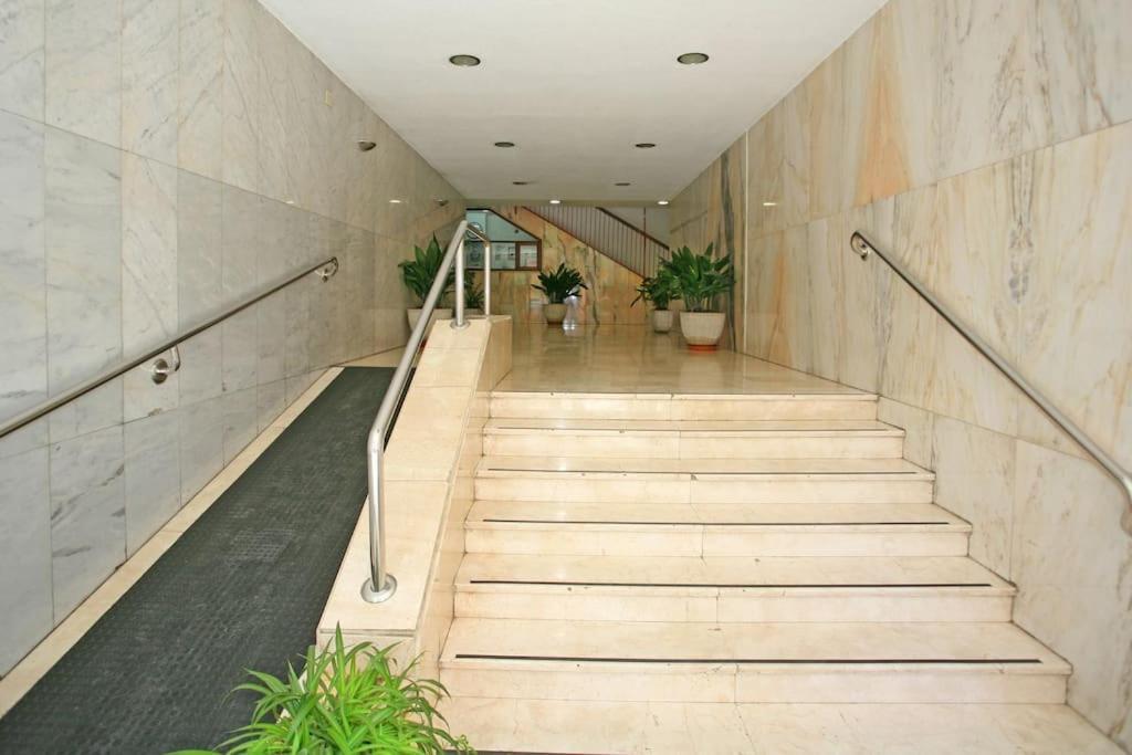 Granada Piso En Calle Arabial 117 Junto A El Corte Ingles Buitenkant foto